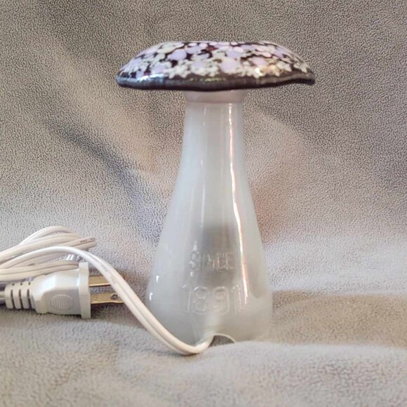 NEW Hand Crafted Handmade Upcycled Glass Bottle Mushroom Light - Picture 6 of 16